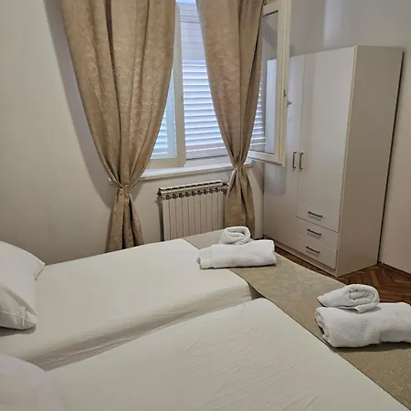 아파트 Apartmani Storic *