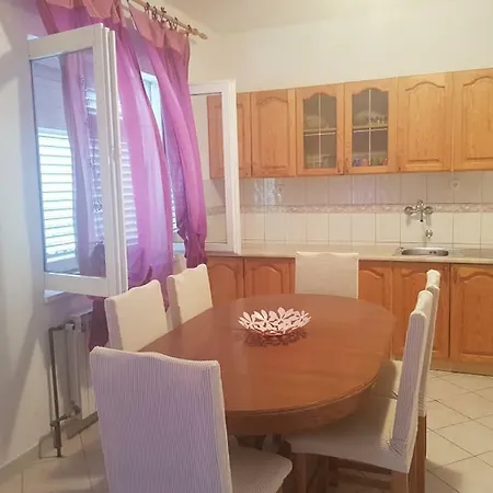 Apartment Mirko Storic