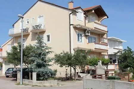Apartmani Storic *